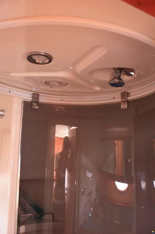 Atlantis 42
