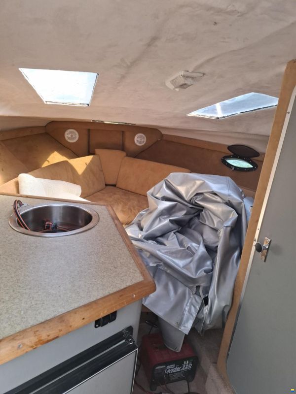 Maxum SRC 2300