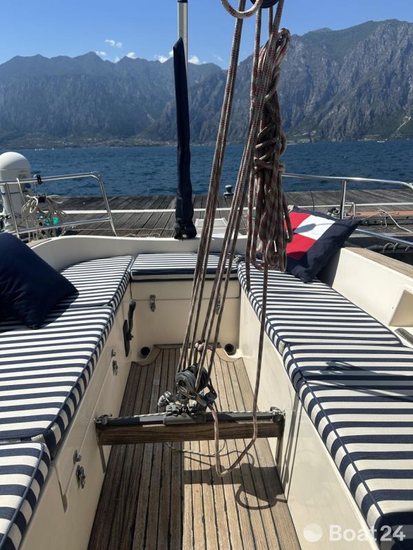 Hallberg-Rassy HR 34