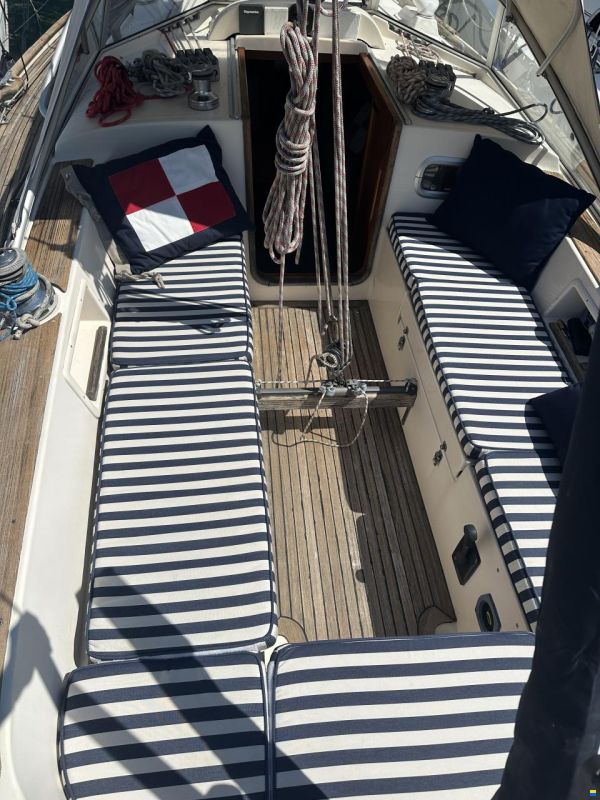 Hallberg-Rassy HR 34