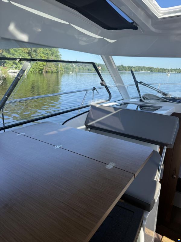 Beneteau Antares 9