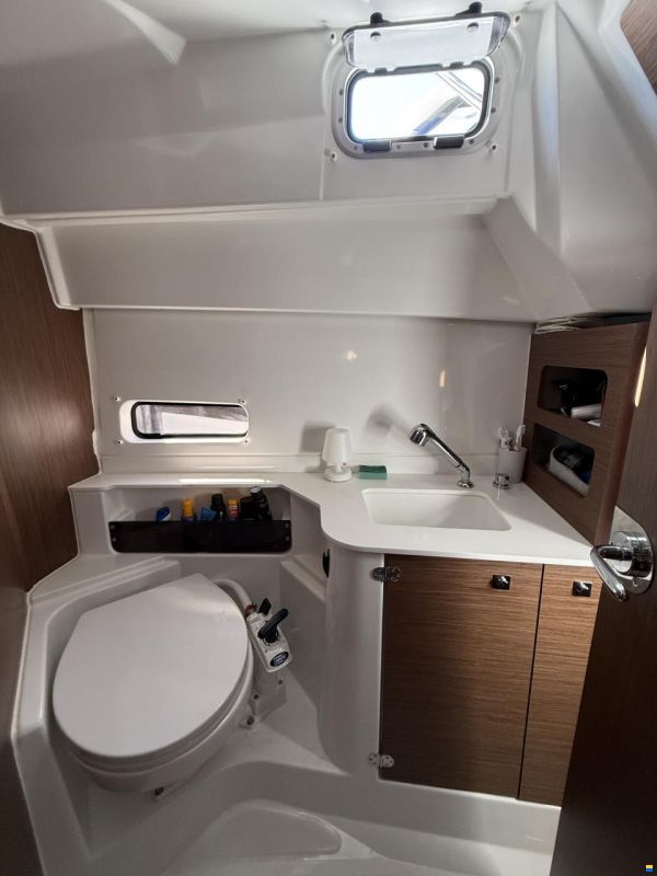 Beneteau Antares 9