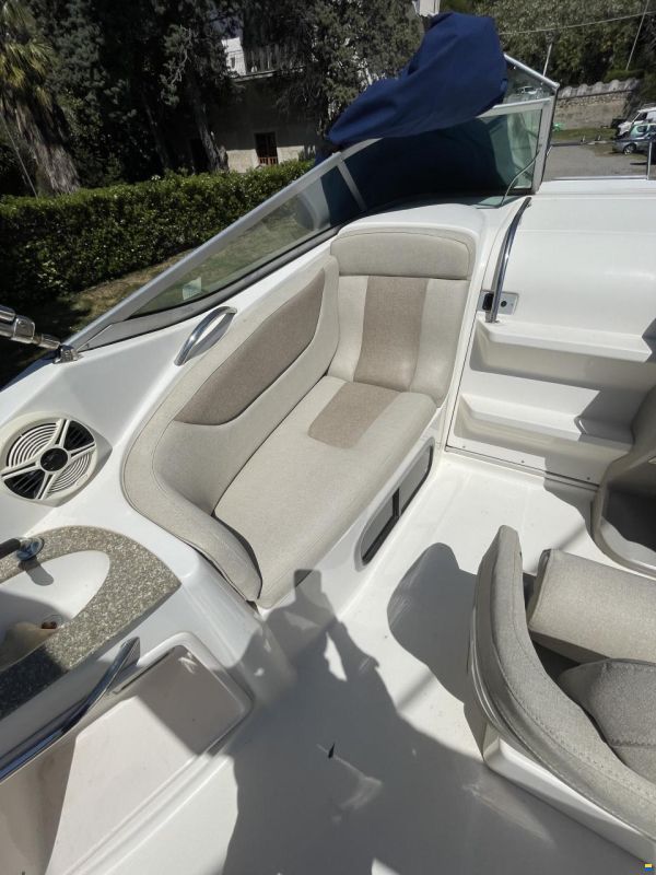 Chaparral Signature 250
