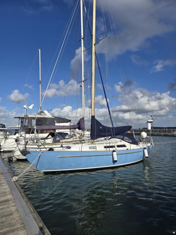 Camper & Nicholsons Nicholson 35
