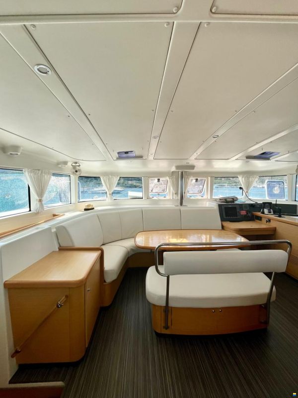 Lagoon 440