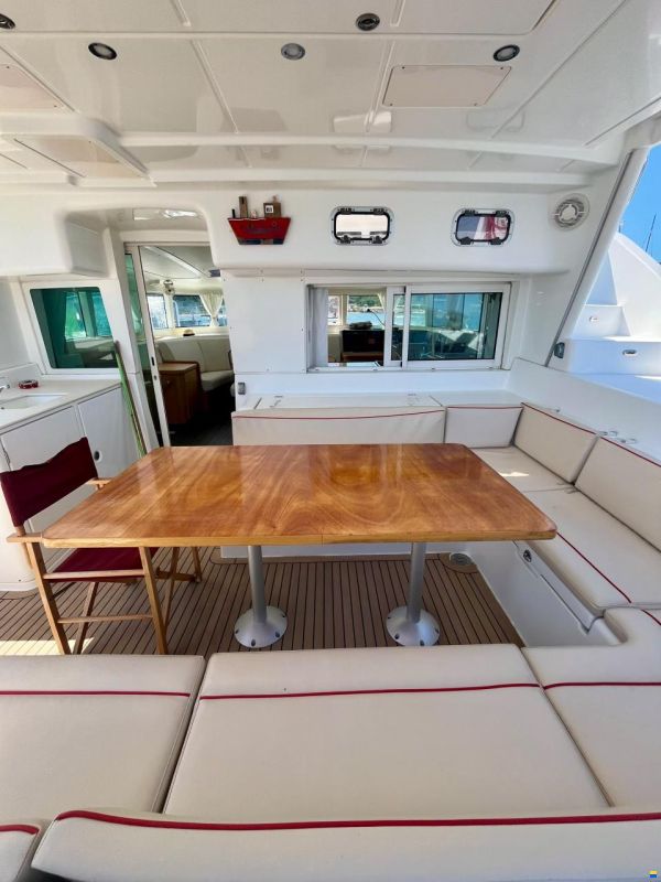Lagoon 440
