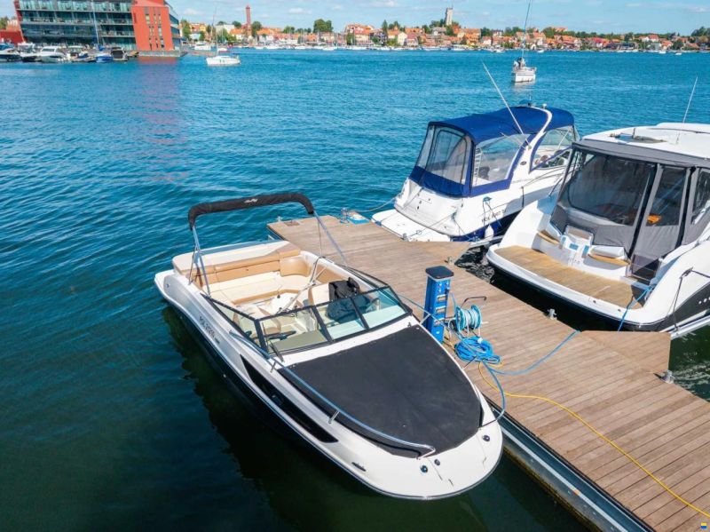 Sea Ray 230 Sun Sport