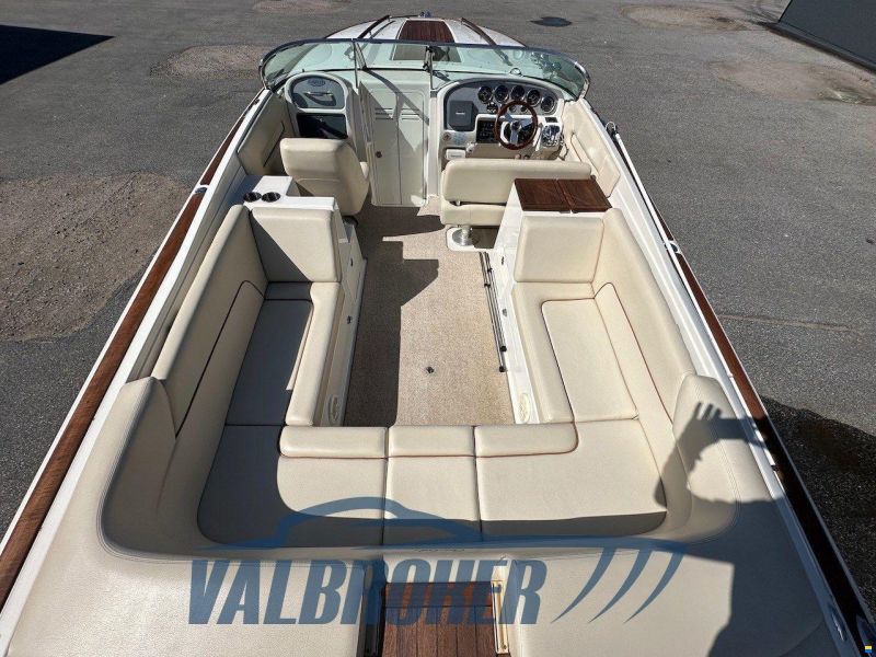 Chris Craft CORSAIR 28