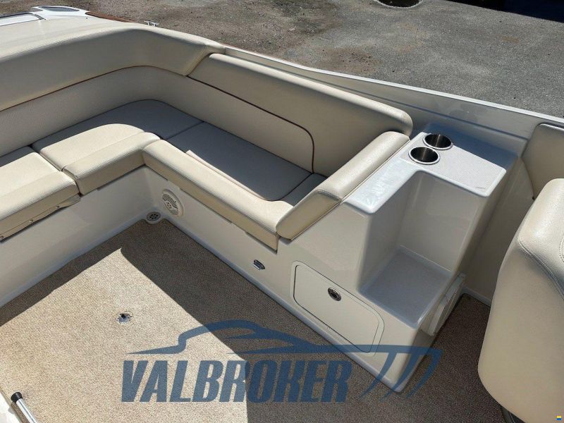 Chris Craft CORSAIR 28