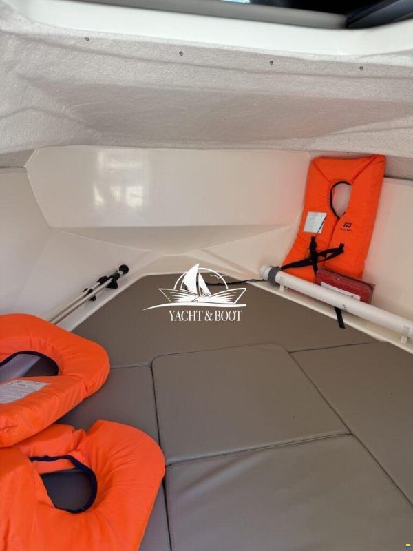 Quicksilver 505 Cabin
