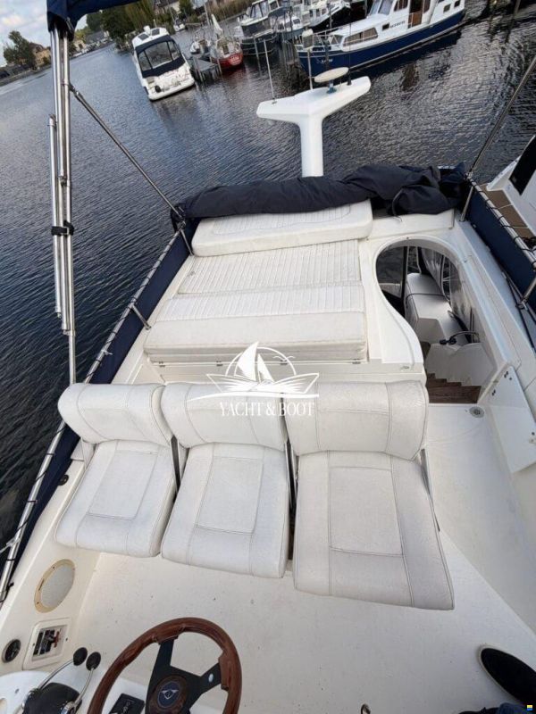 Sealine F 34