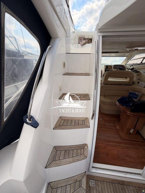 Sealine F 34