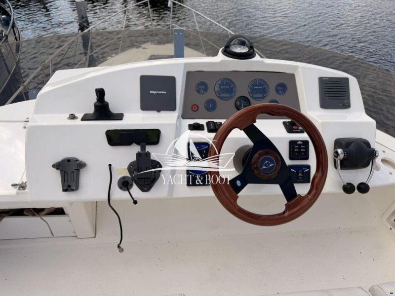 Sealine F 34