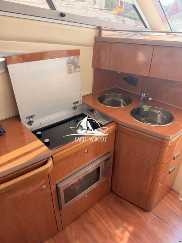 Sealine F 34