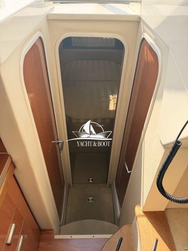 Sealine F 34