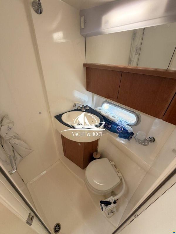 Sealine F 34