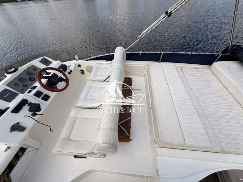 Sealine F 34