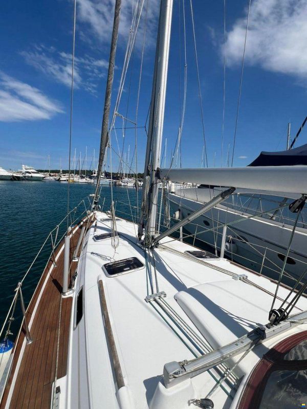 Beneteau OCEANIS 411