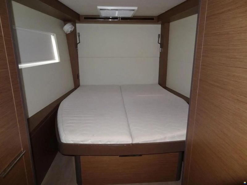 Lagoon 50