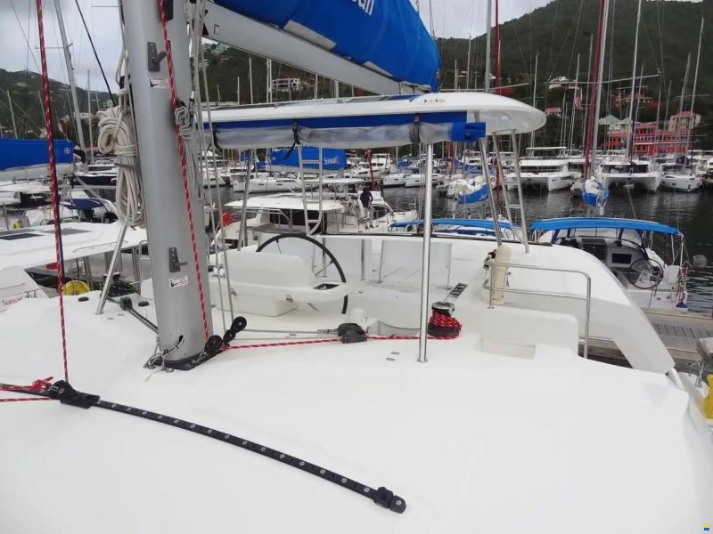 Lagoon 50
