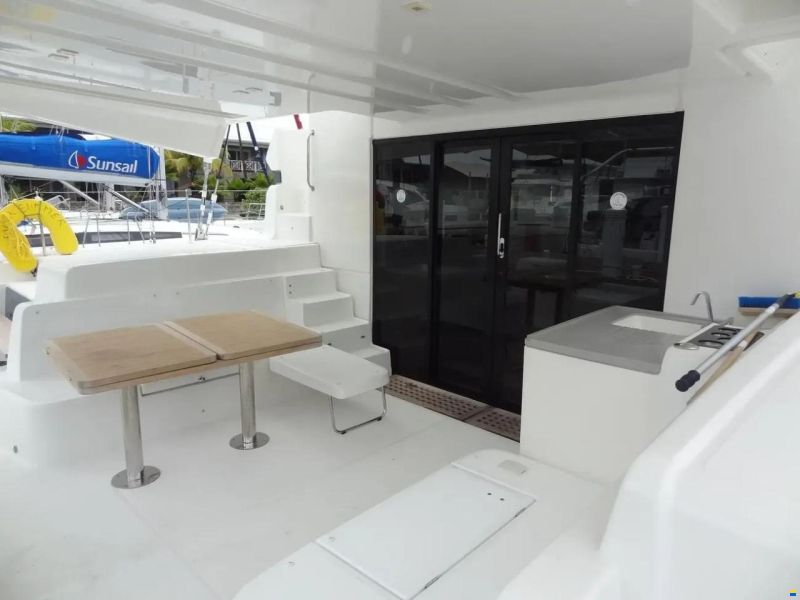 Lagoon 50