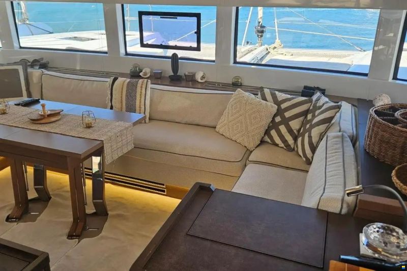 Lagoon 50