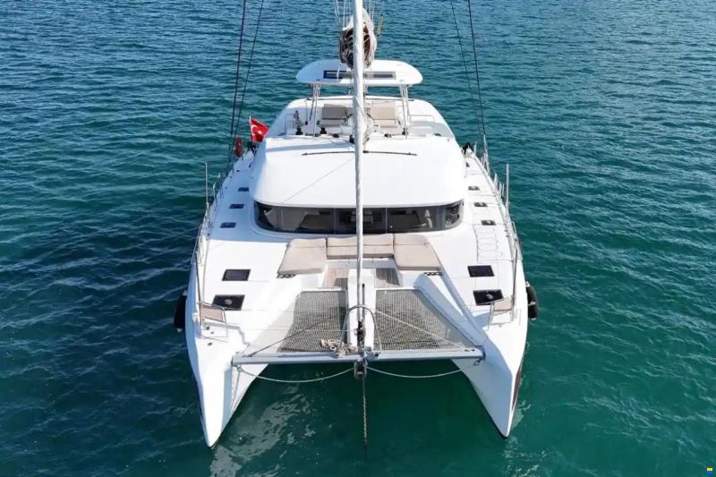 Lagoon 50