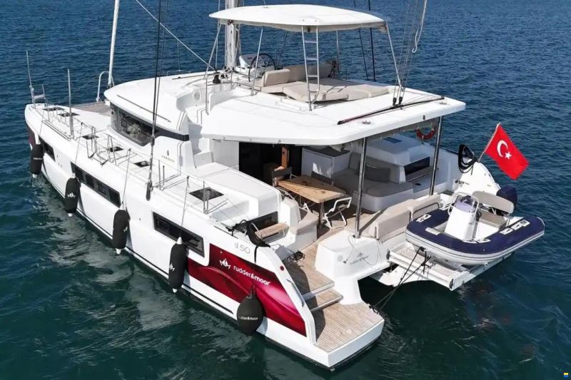 Lagoon 50