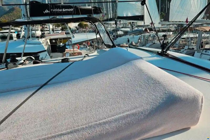 Lagoon 40