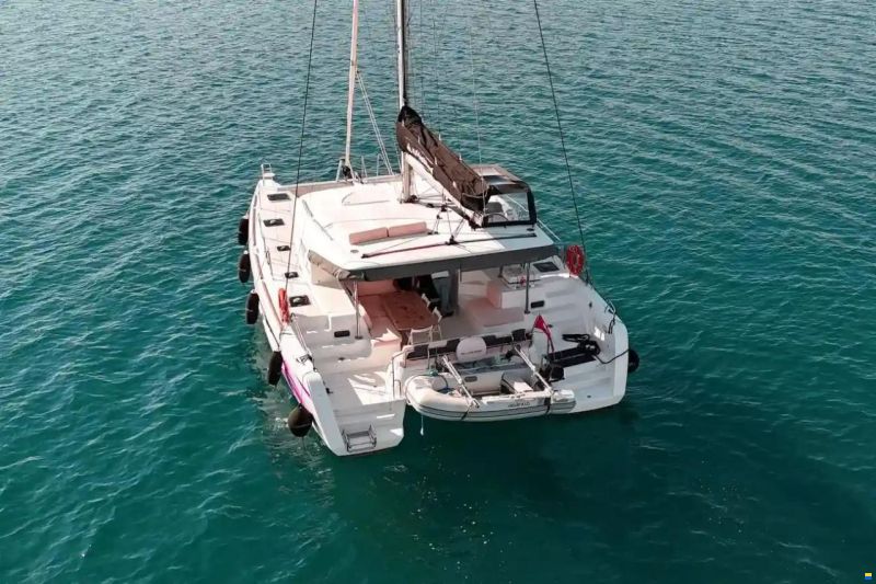 Lagoon 40
