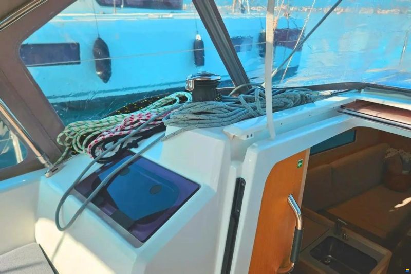 Beneteau Oceanis 30.1