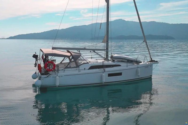 Beneteau Oceanis 30.1