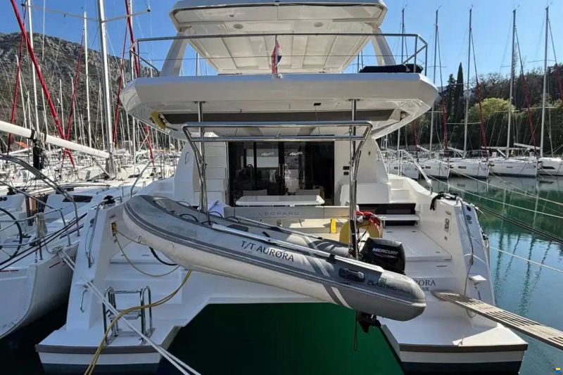 Leopard 40 Powercat