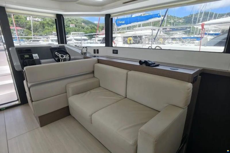 Leopard 53 Powercat