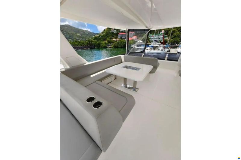 Leopard 53 Powercat