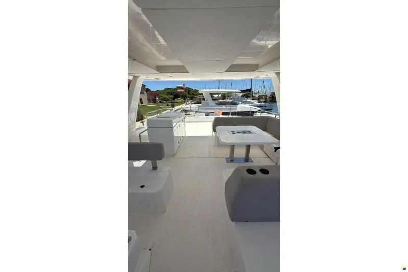 Leopard 53 Powercat