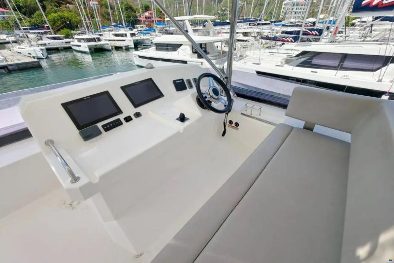 Leopard 53 Powercat
