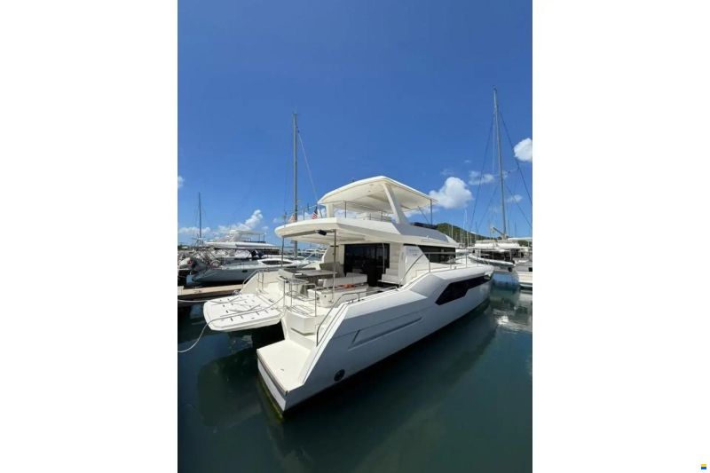 Leopard 53 Powercat