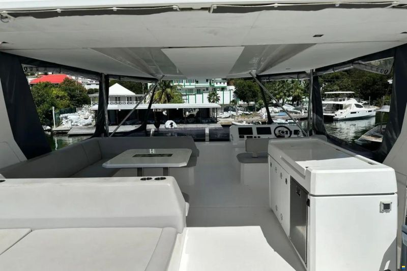 Leopard 53 Powercat