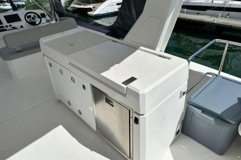 Leopard 53 Powercat