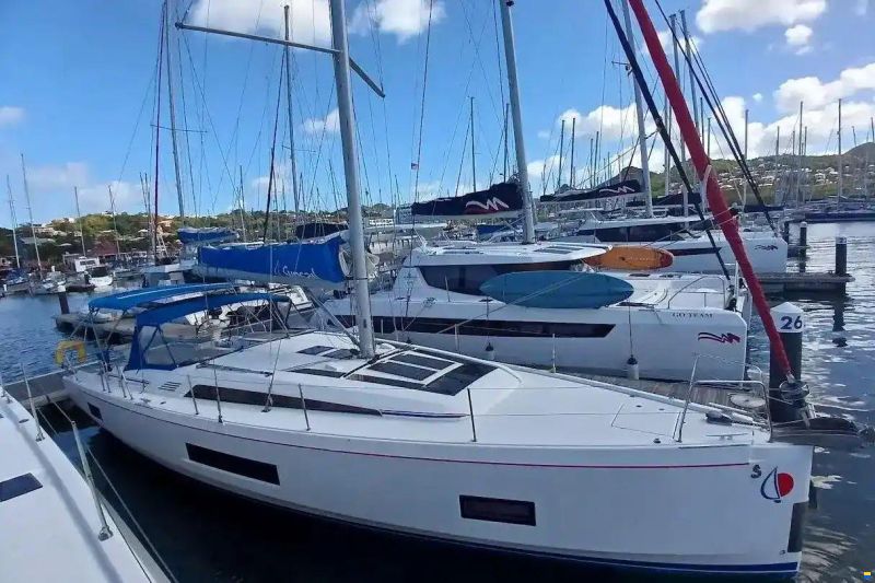 Beneteau Oceanis 46.1