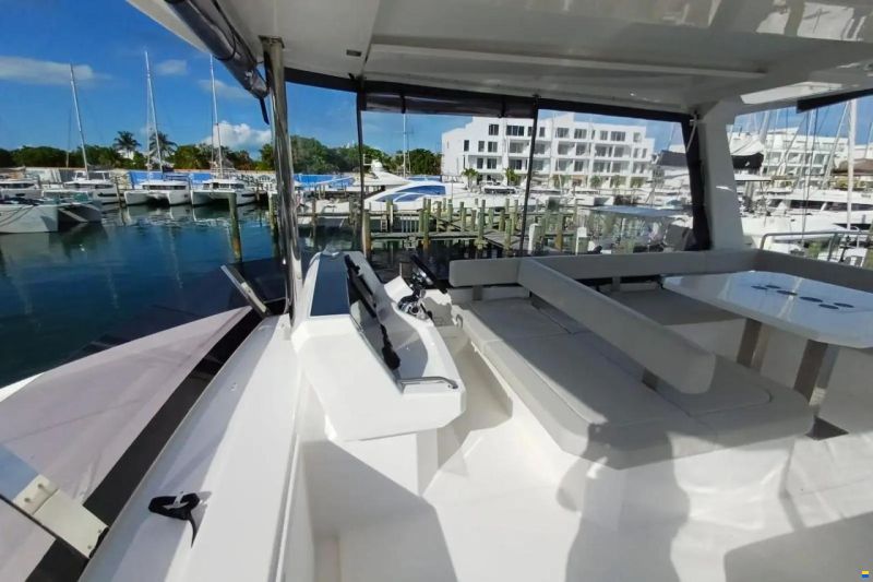 Leopard 40 Powercat