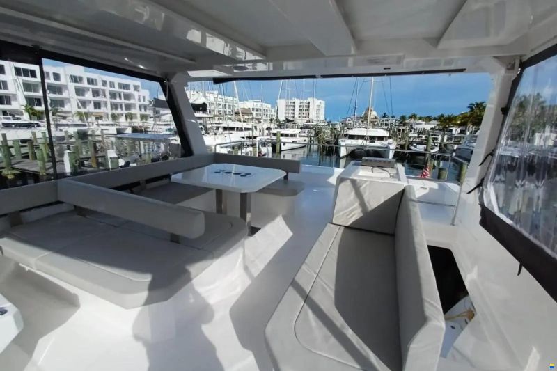 Leopard 40 Powercat