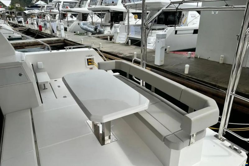 Leopard 40 Powercat