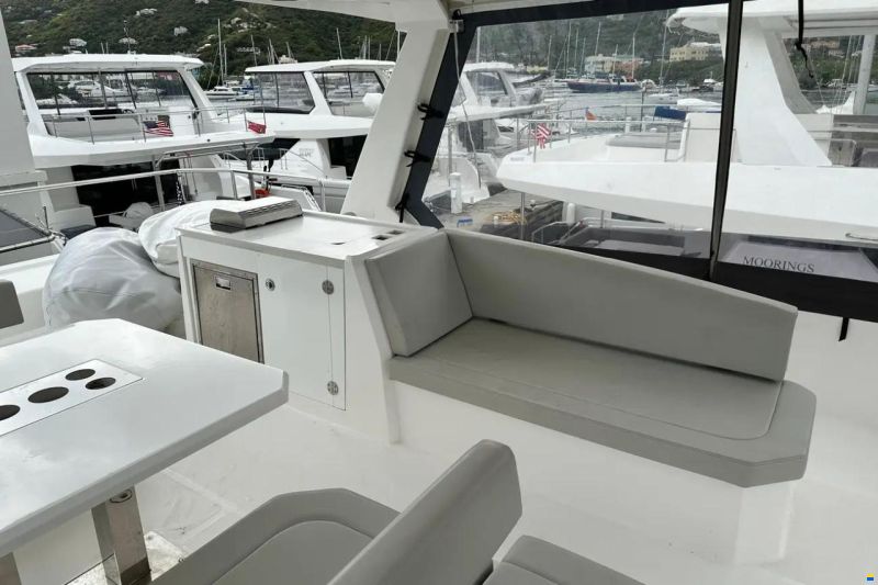 Leopard 40 Powercat