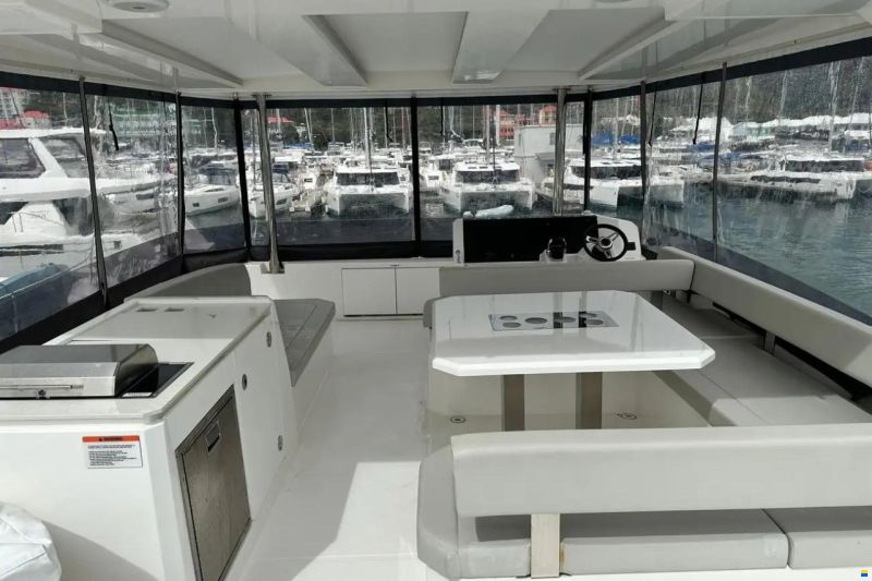 Leopard 40 Powercat