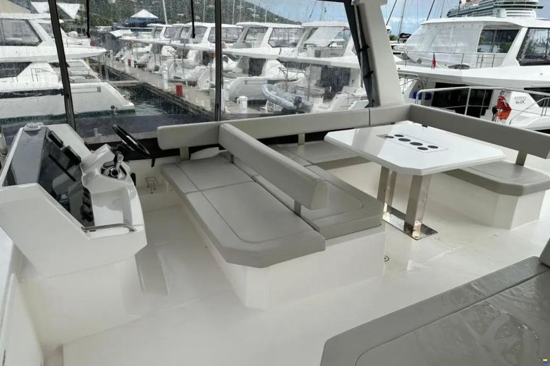 Leopard 40 Powercat