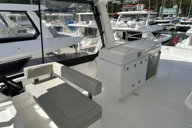 Leopard 46 Powercat