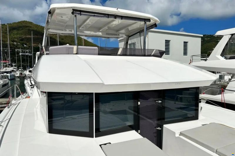 Leopard 46 Powercat