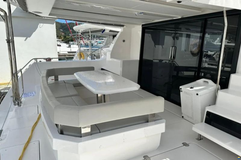 Leopard 46 Powercat